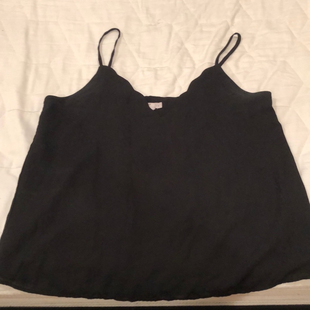 Scalloped V Neck Tank